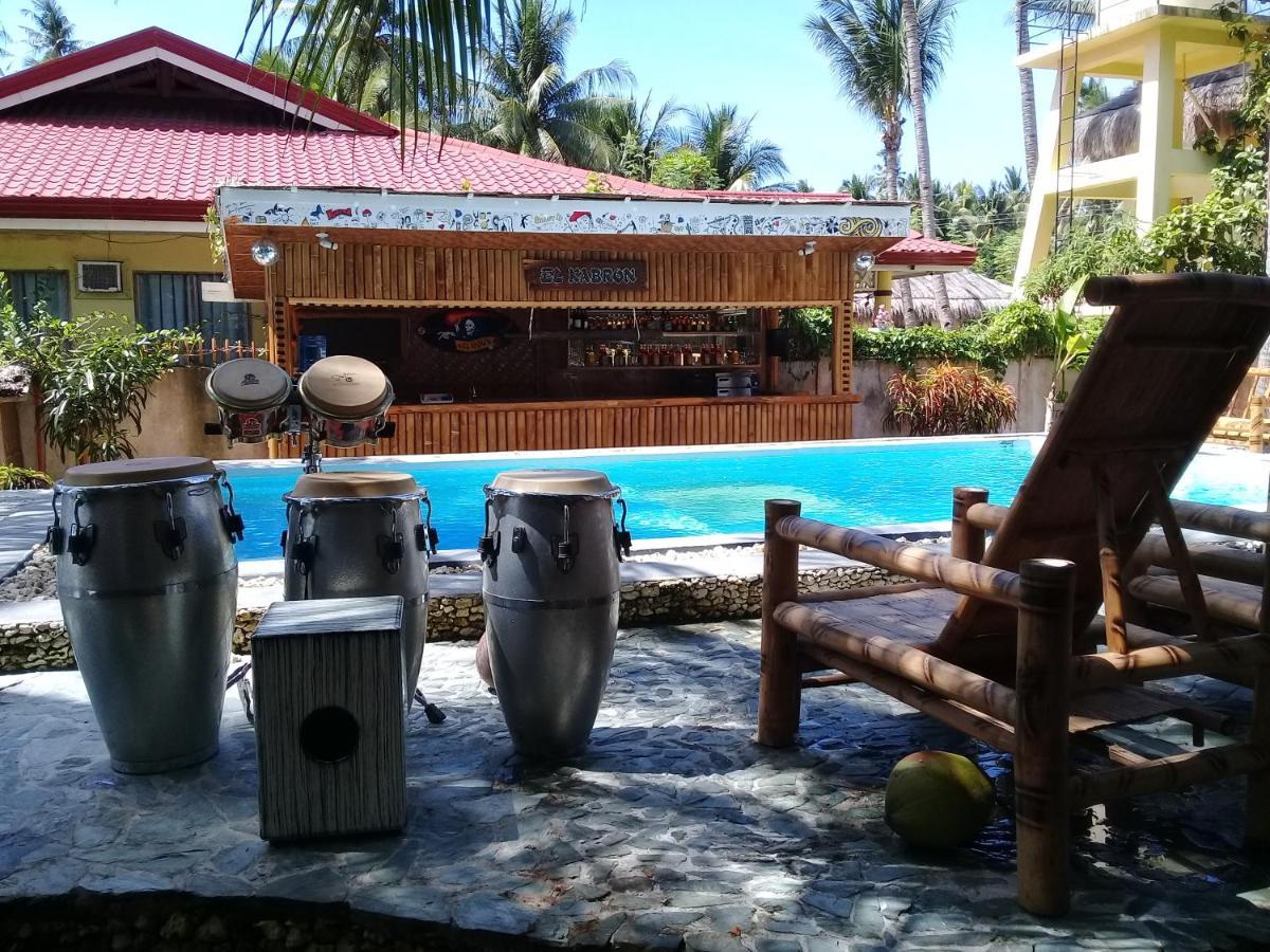Apo Diver Beach Resort San Juan  Exterior foto