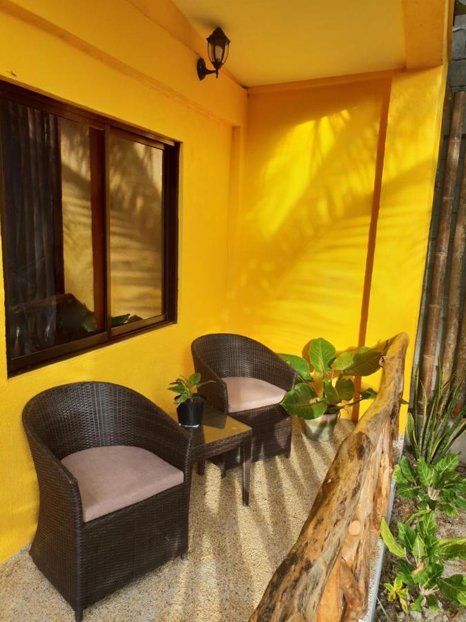 Apo Diver Beach Resort San Juan  Exterior foto