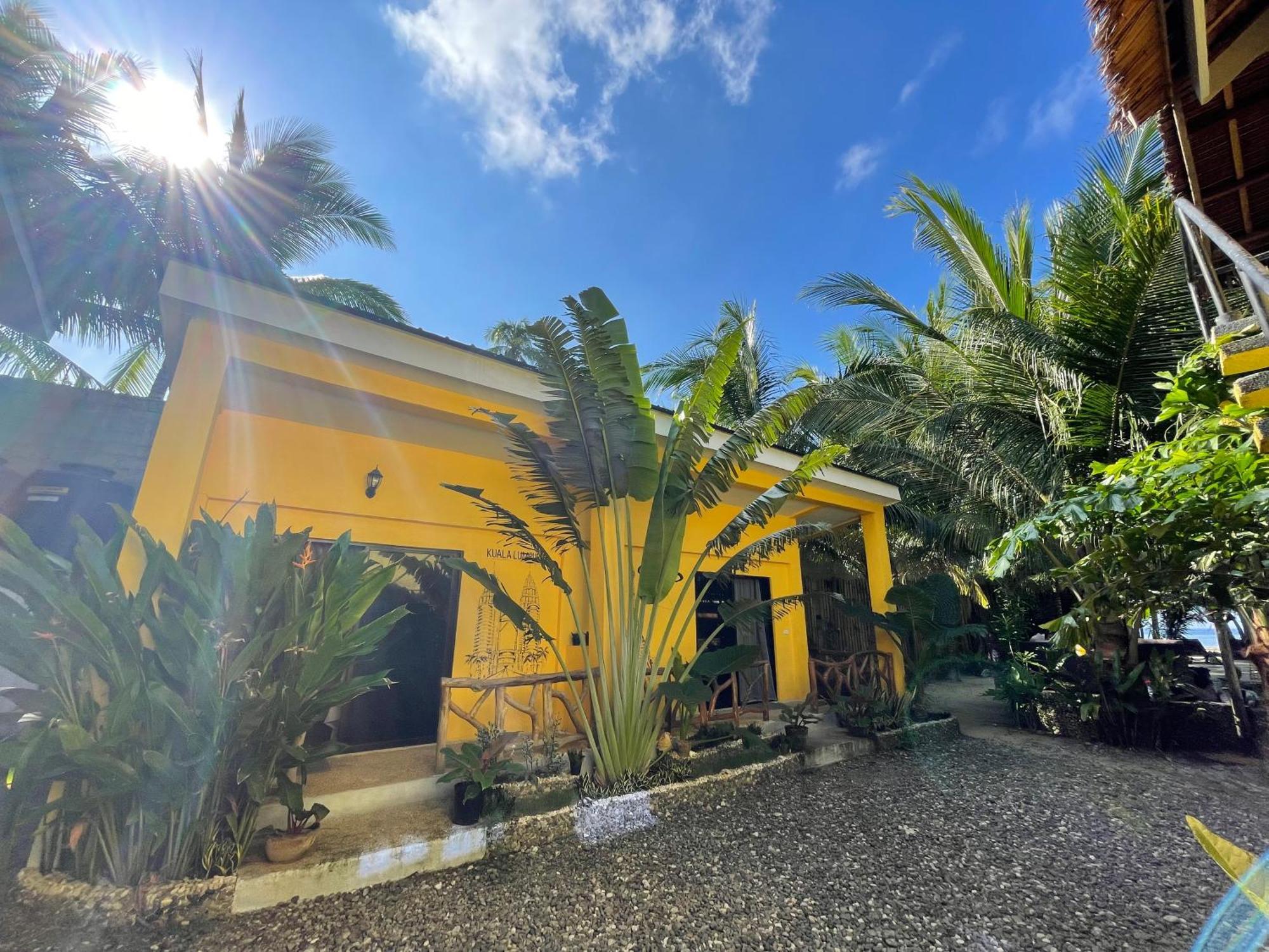 Apo Diver Beach Resort San Juan  Exterior foto