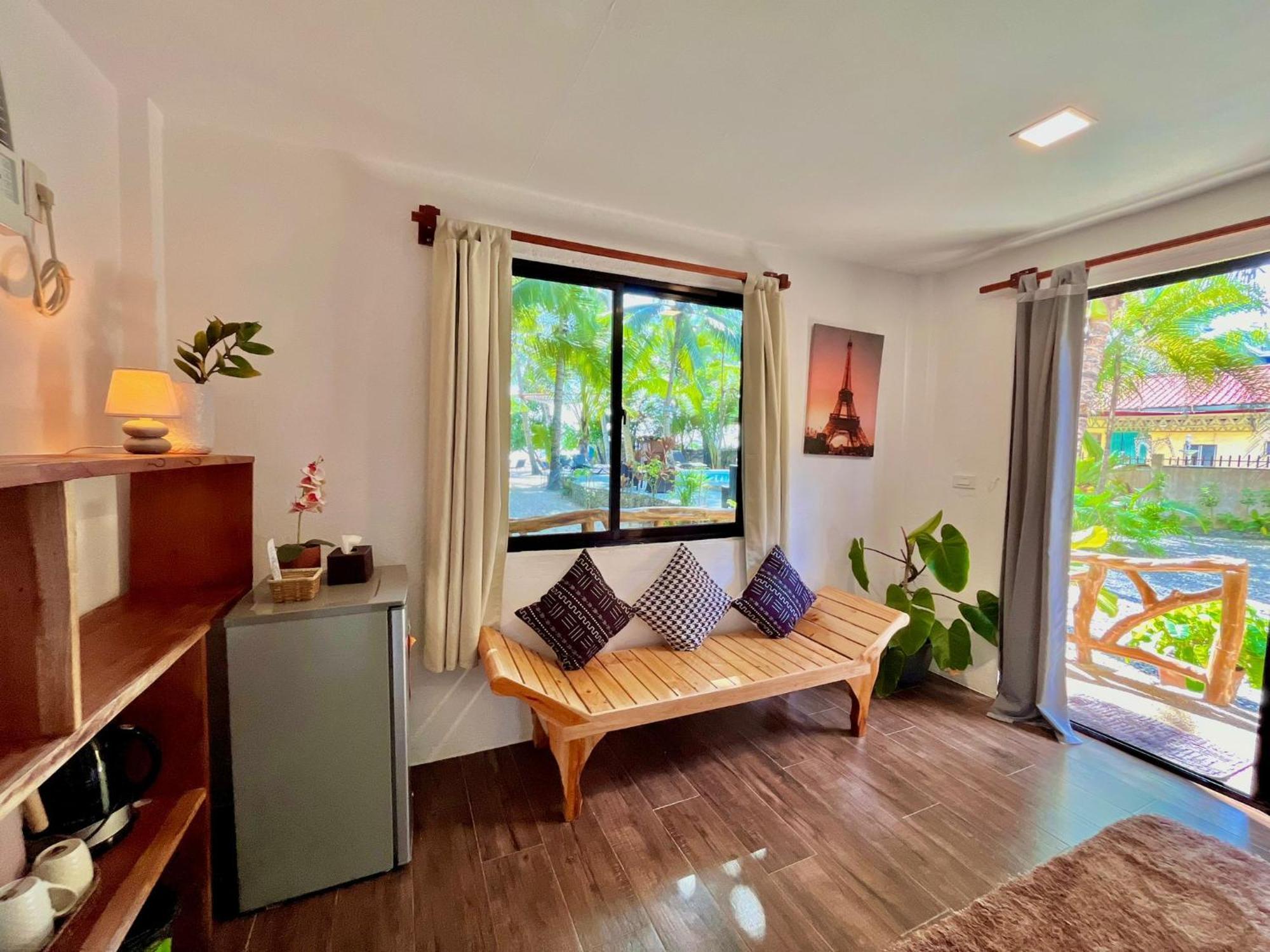 Apo Diver Beach Resort San Juan  Exterior foto